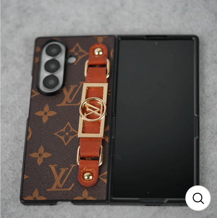 Elegant Leather Grip Case