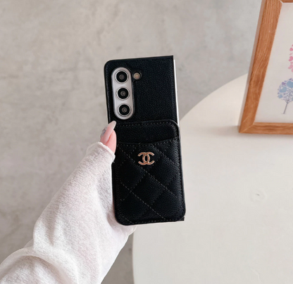 Elegant Pocket Design