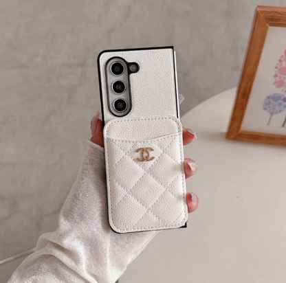 Elegant Pocket Design