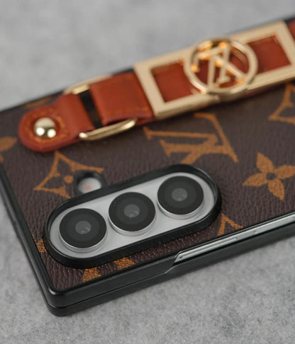 Elegant Leather Grip Case