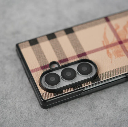 Classic Checkered Leather Case for Z Fold – Timeless British Elegance