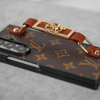 Elegant Leather Grip Case