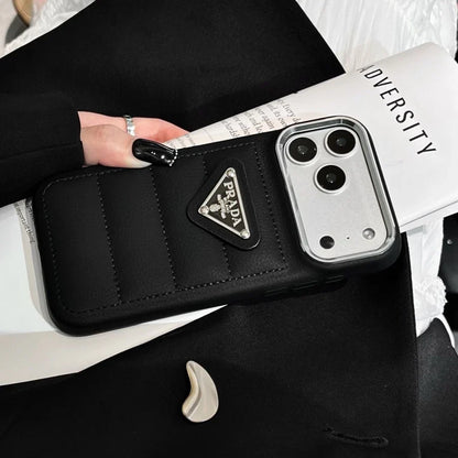 Elegant Quilted Wallet Case